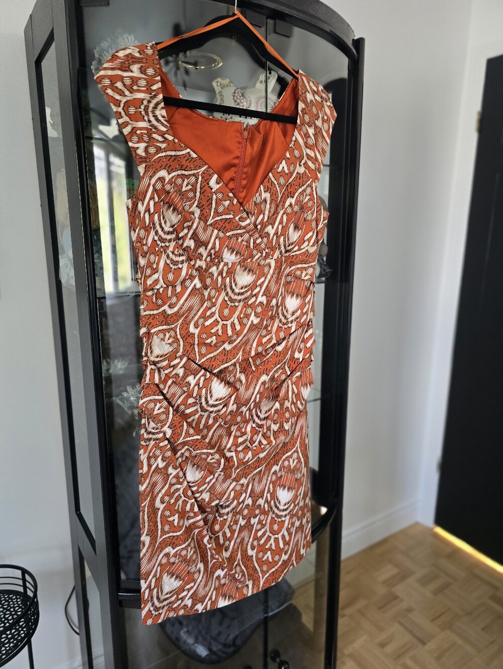 Sleeveless Orange Patterned V-Neck midi Dress